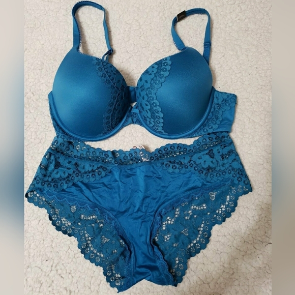 Victoria's Secret Bra and Matching Panties